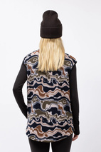 Lumberjackie Sherpa Vest - Curve Camo