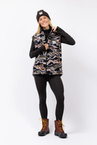 Lumberjackie Sherpa Vest - Curve Camo