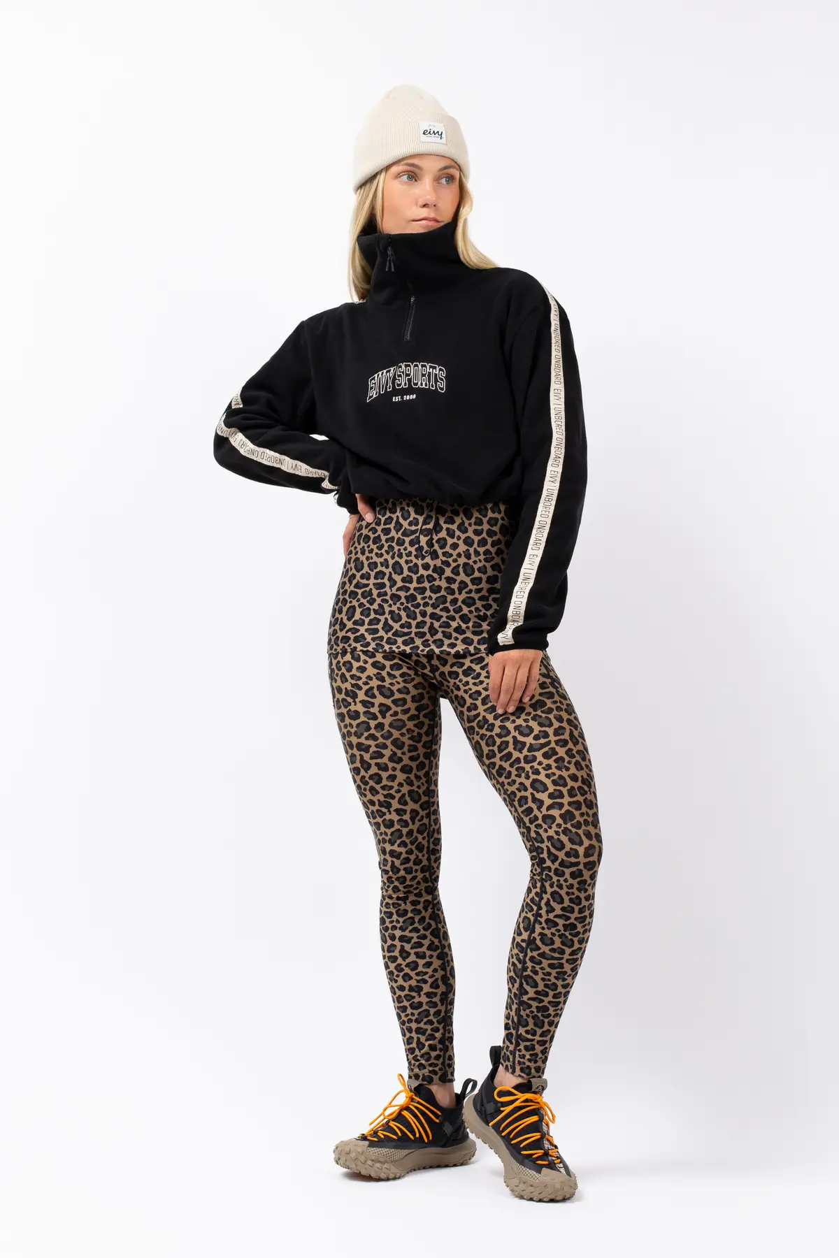 Peg Zip Cropped Fleece - Black