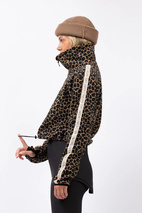 Peg Zip Cropped Fleece - Leopard