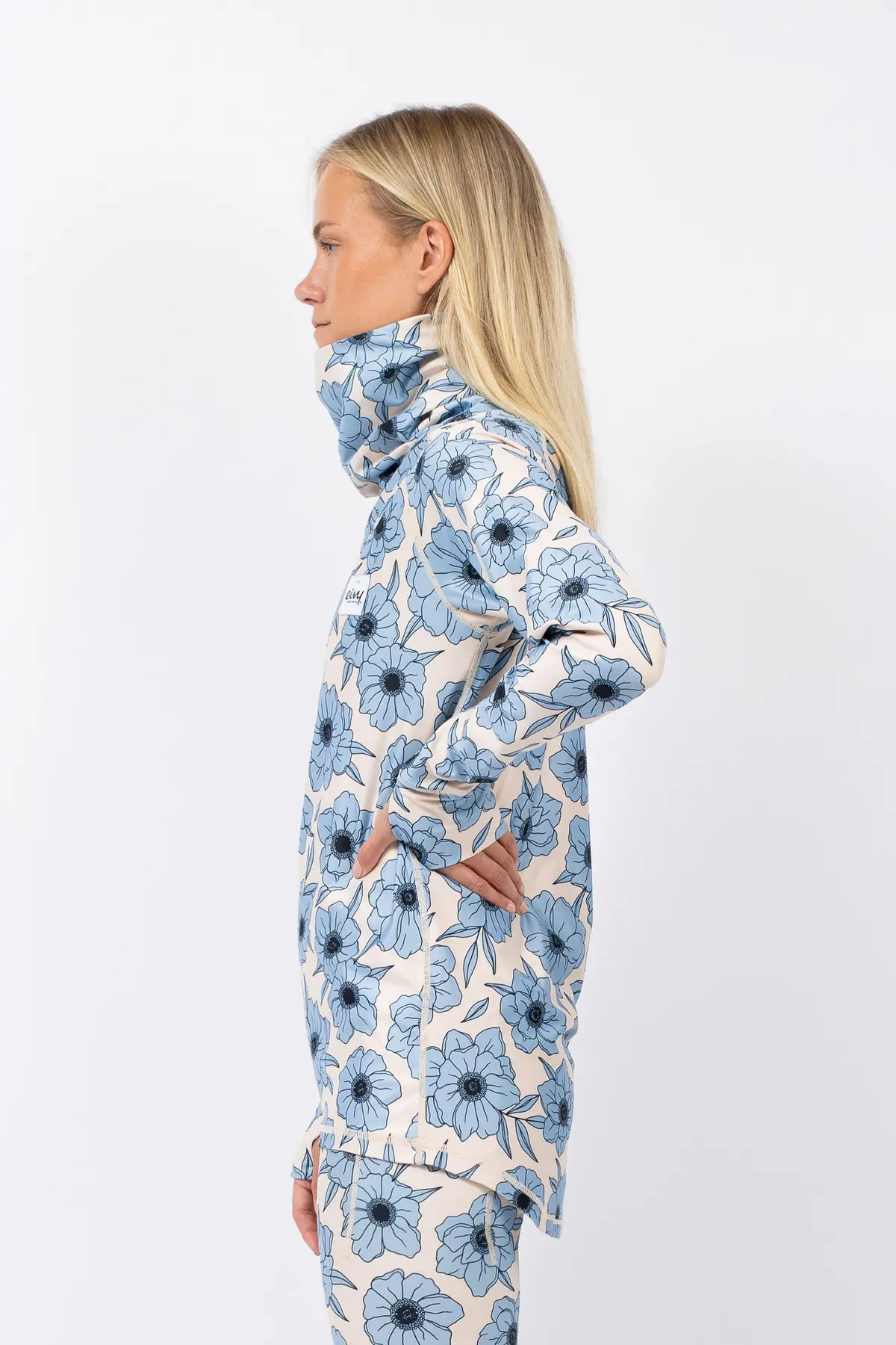 Icecold Gaiter Top - Blue Flower
