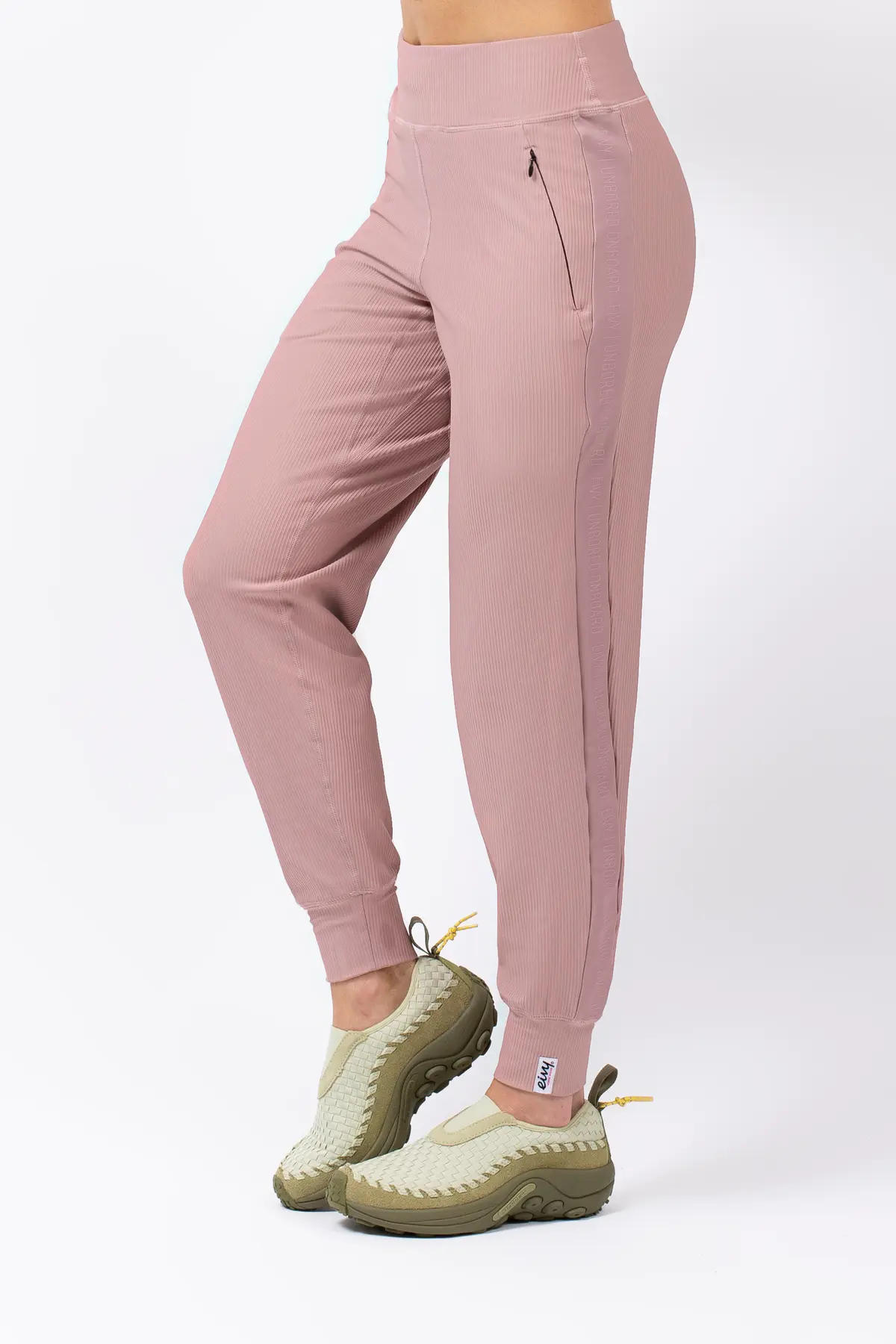 Journey Rib Travel Pants - Faded Woodrose | S