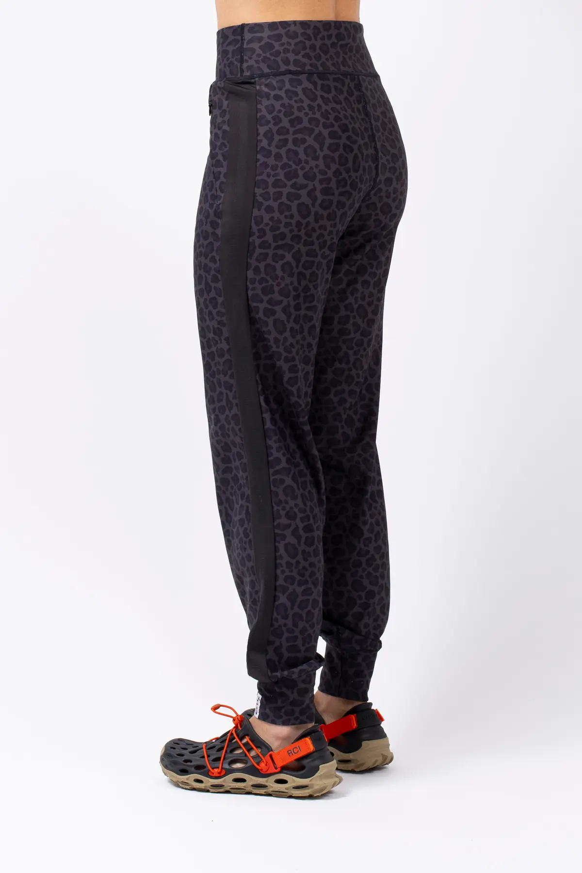 Journey Travel Pants - Black Leopard | S
