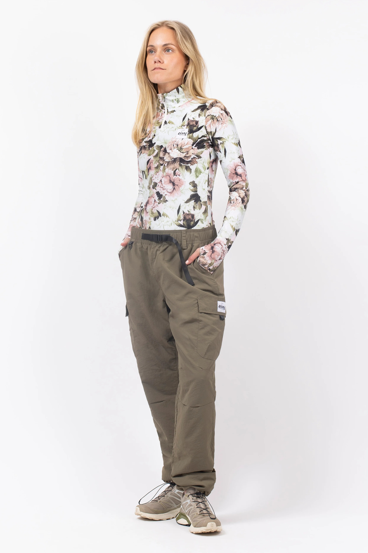 Fitted Outdoor Pants - Olive