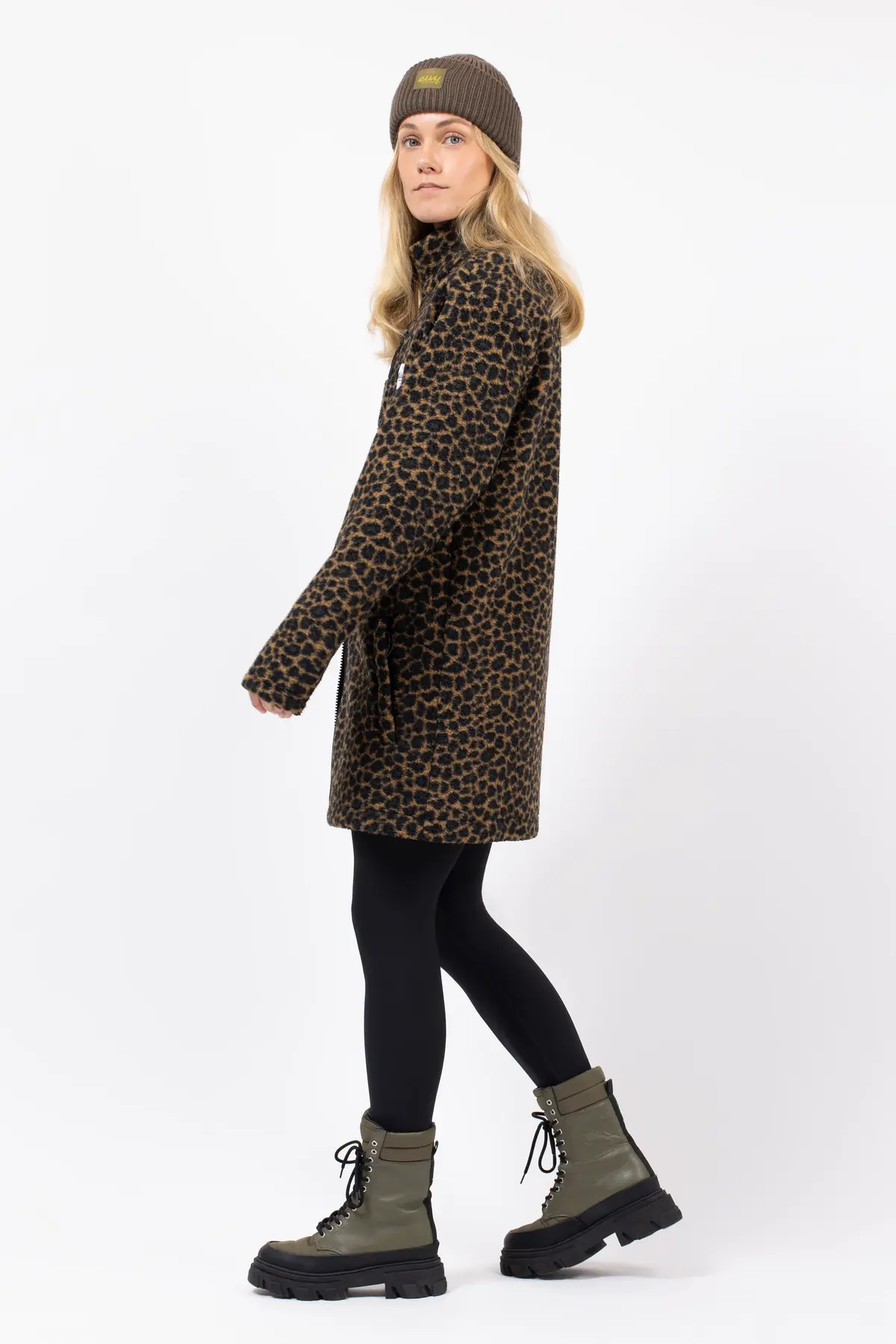 Versa Sherpa Coat - Leopard