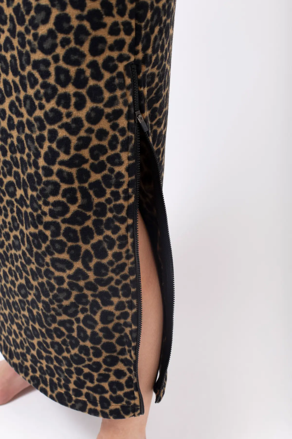 Versa Fleece Mountain Skirt - Leopard