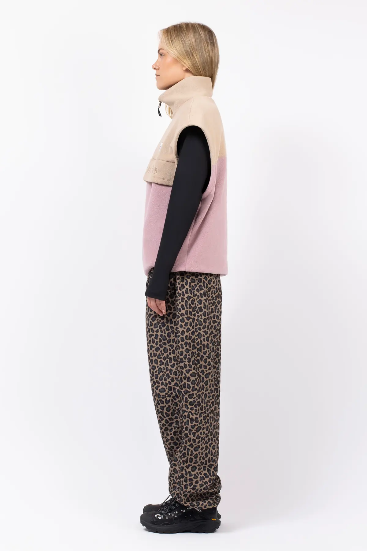 Ball Fleece Vest - Sand / Faded Woodrose