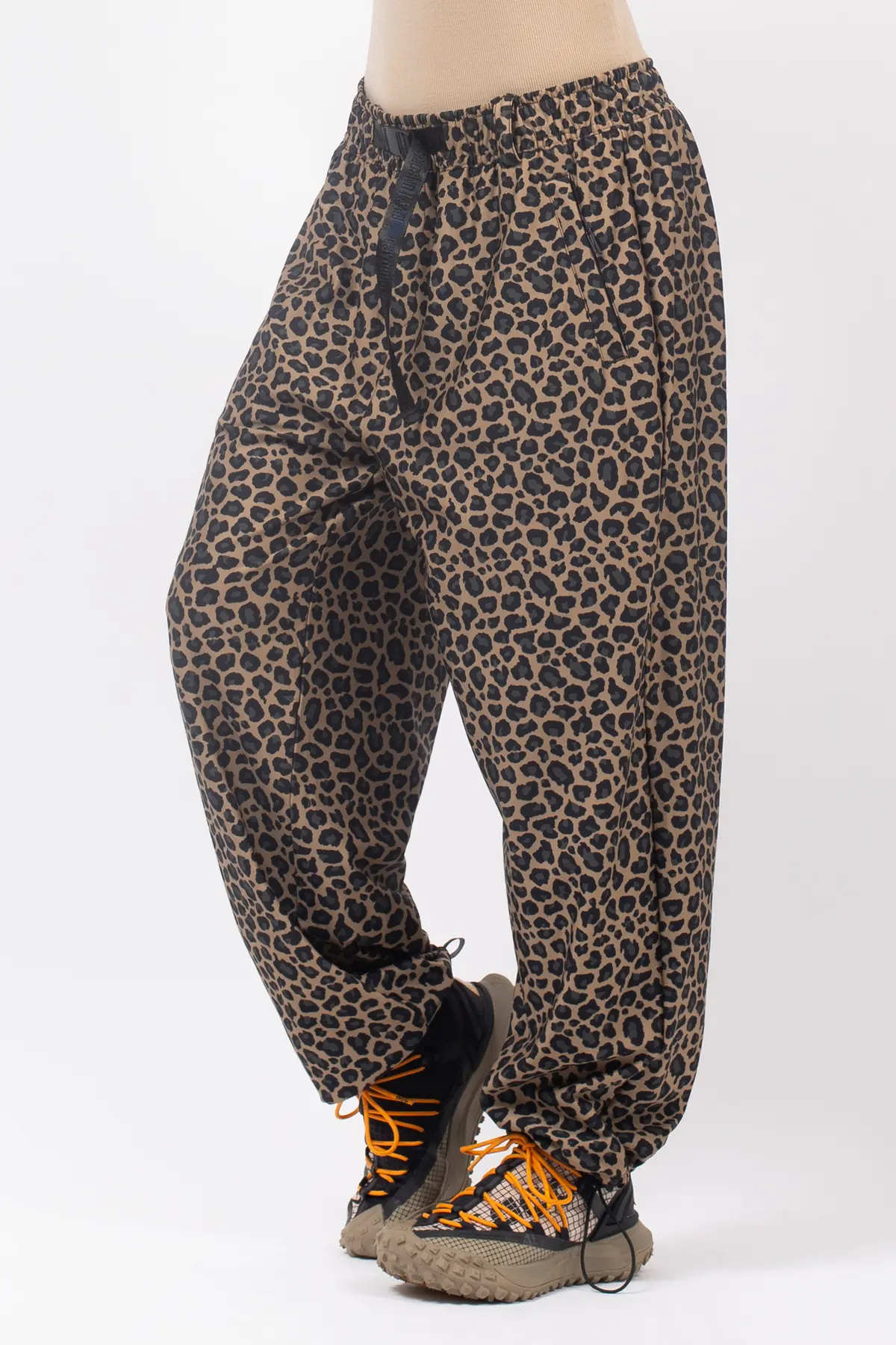 Versa Travel Pants - Leopard