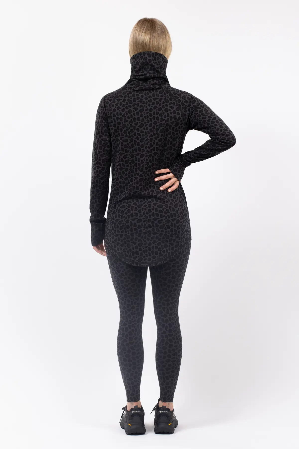 Icecold Merino Wool Top - Black Leopard