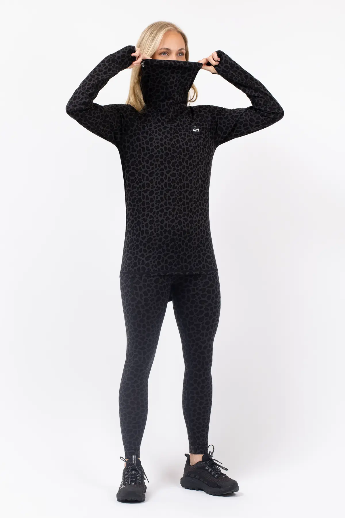 Icecold Merino Wool Top - Black Leopard