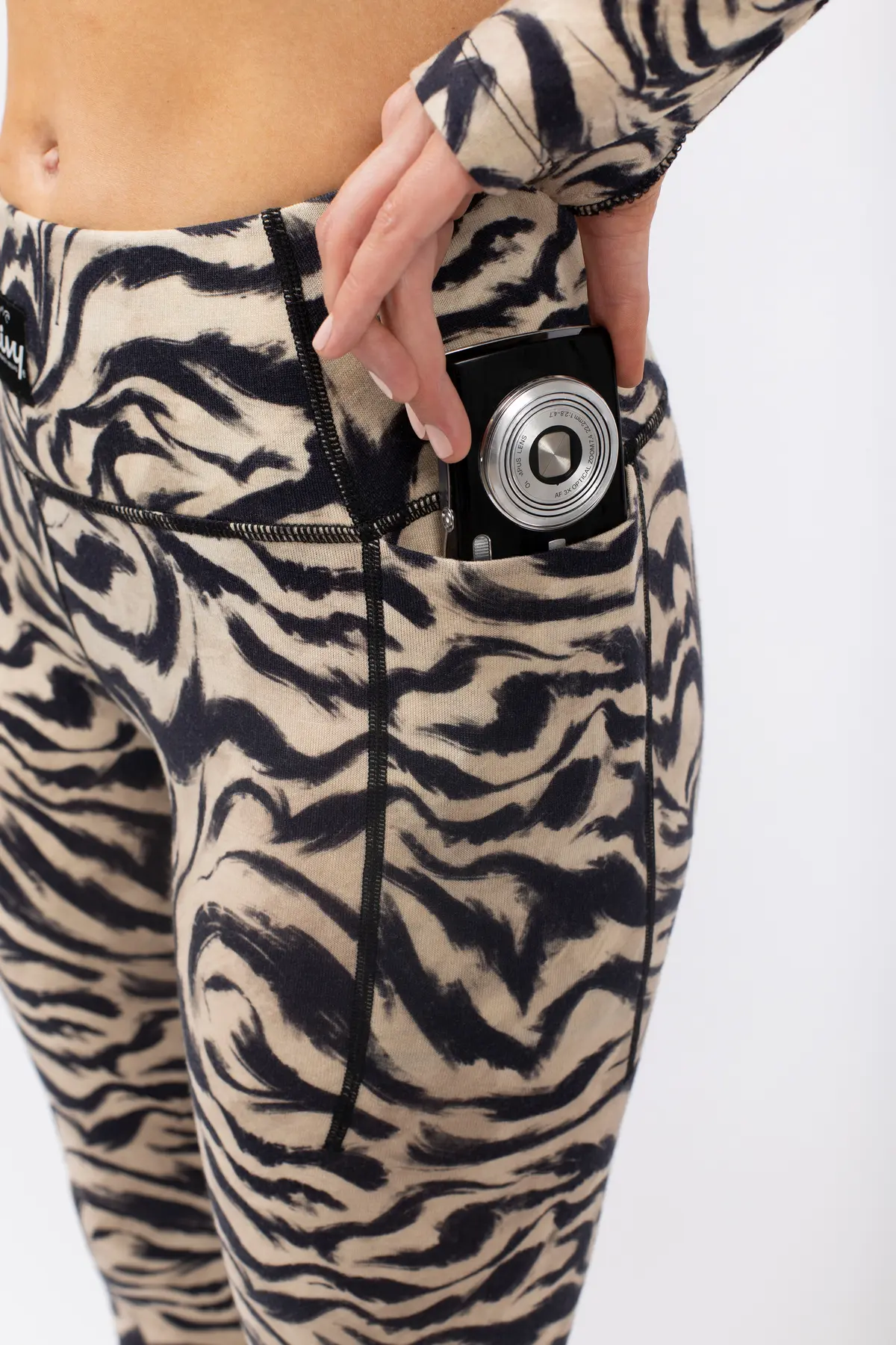 Pocket Merino Wool Tights - Animal Swirl | XL