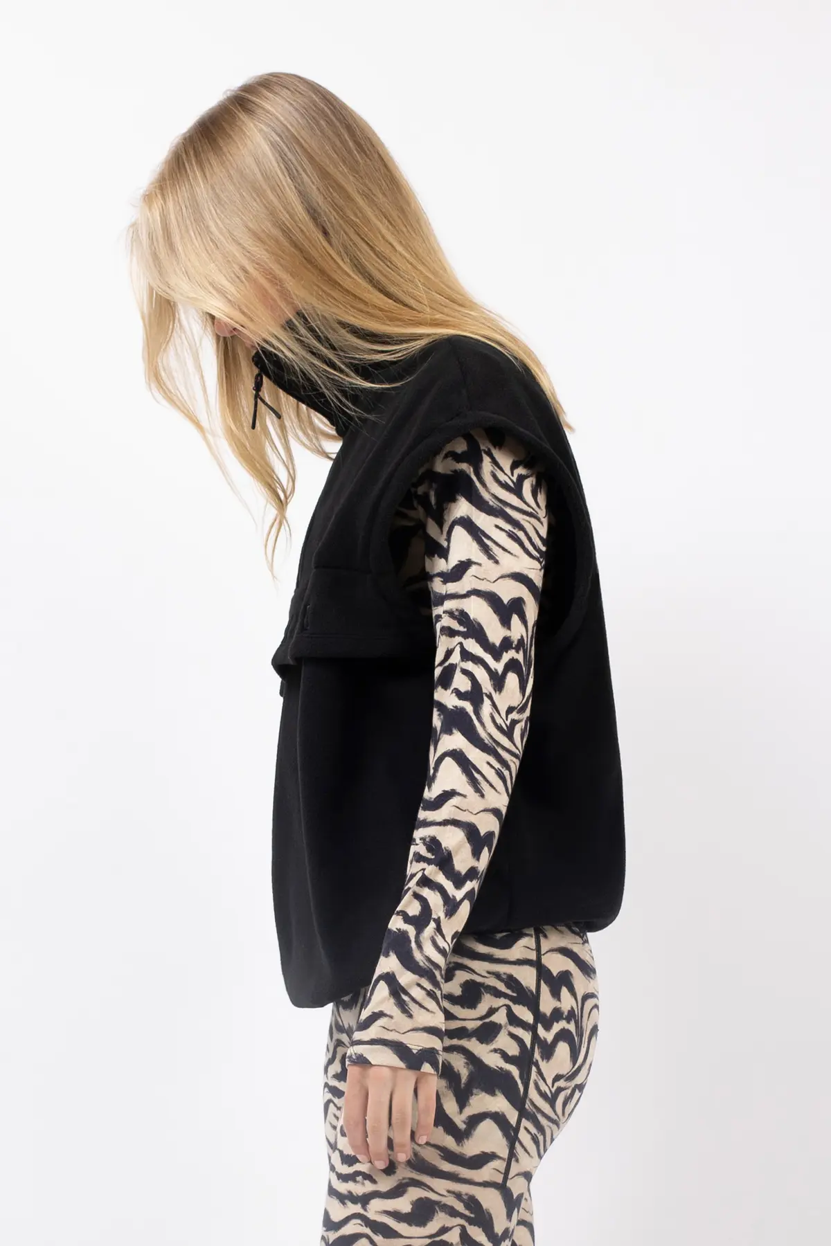 Ball Fleece Vest - Black