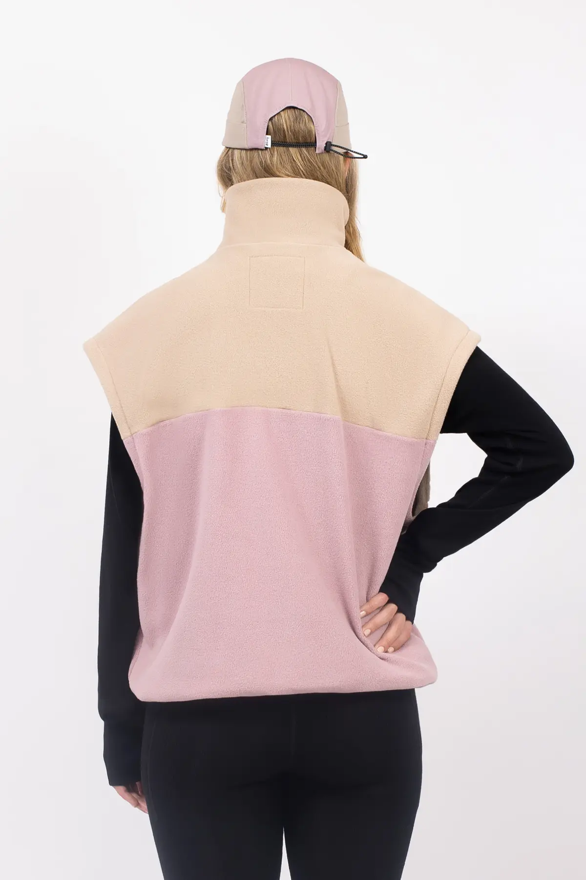 Ball Fleece Vest - Sand / Faded Woodrose