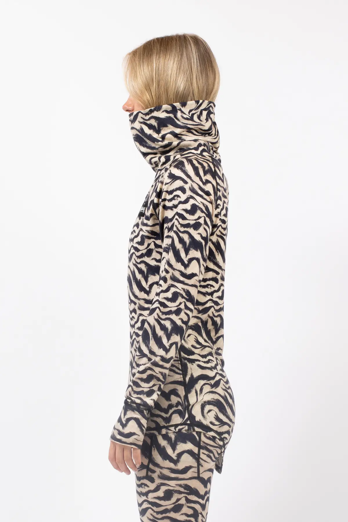 Icecold Merino Wool Top - Animal Swirl