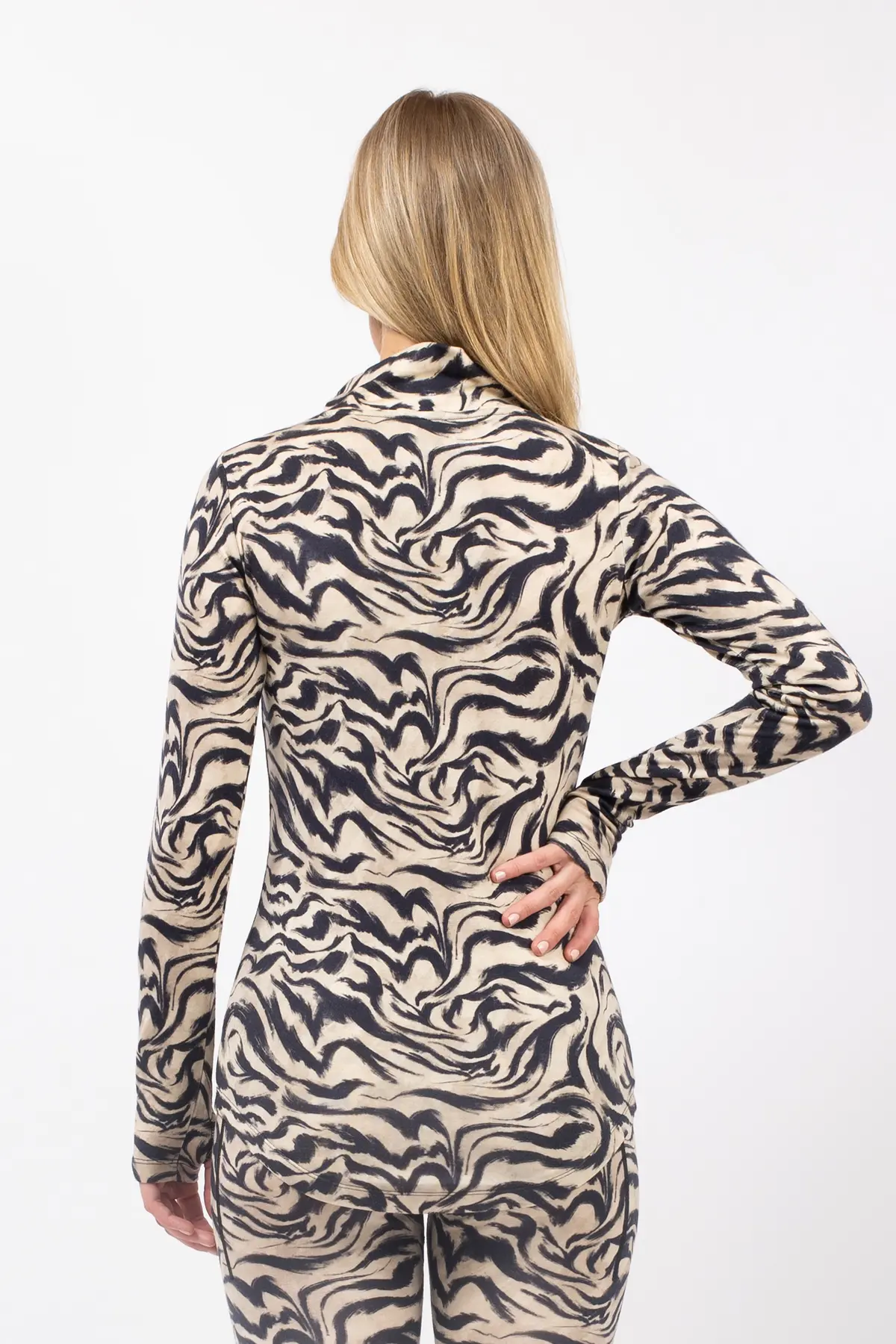 Journey Merino Wool Top - Animal Swirl