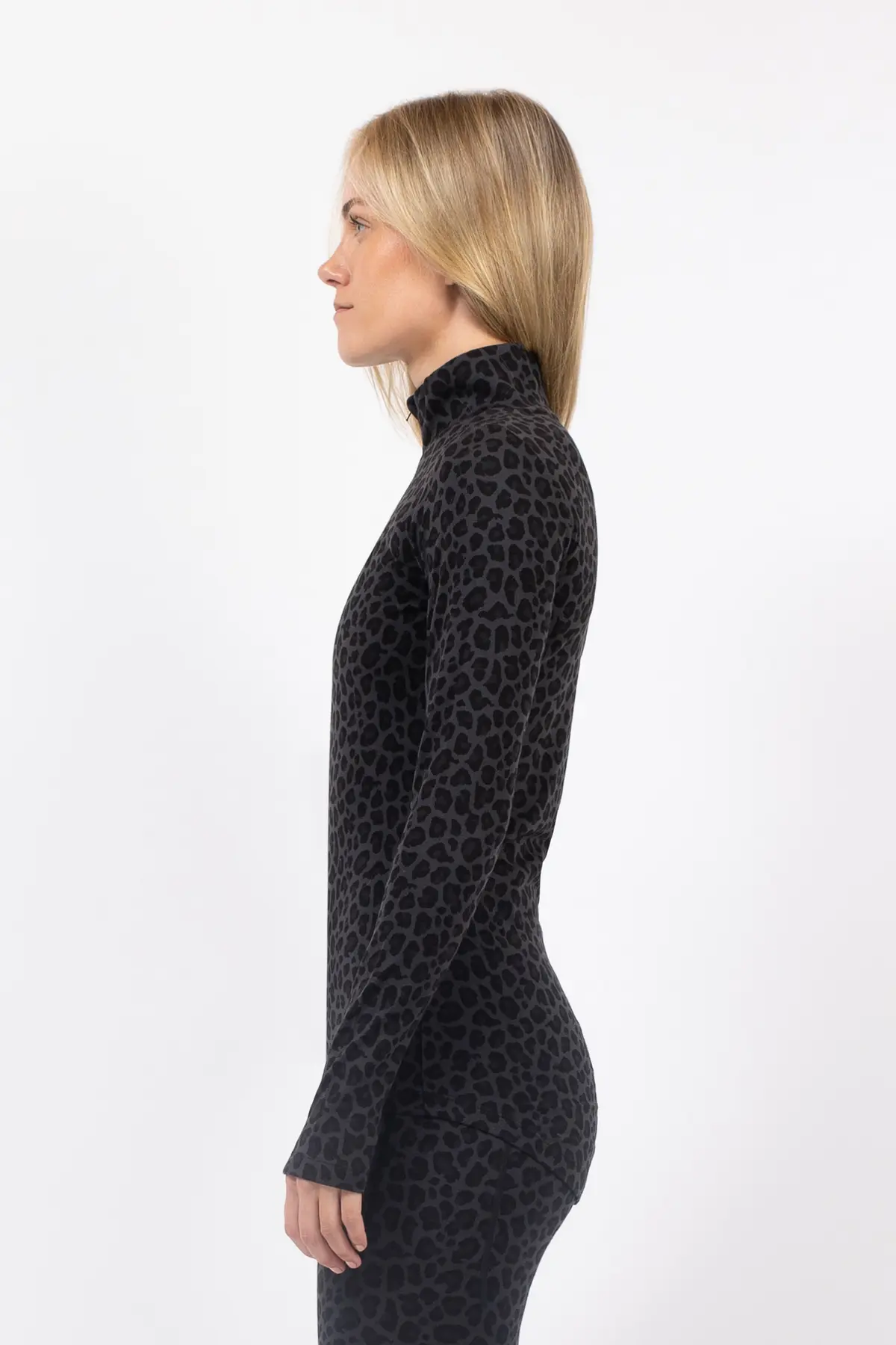 Journey Merino Wool Top - Black Leopard