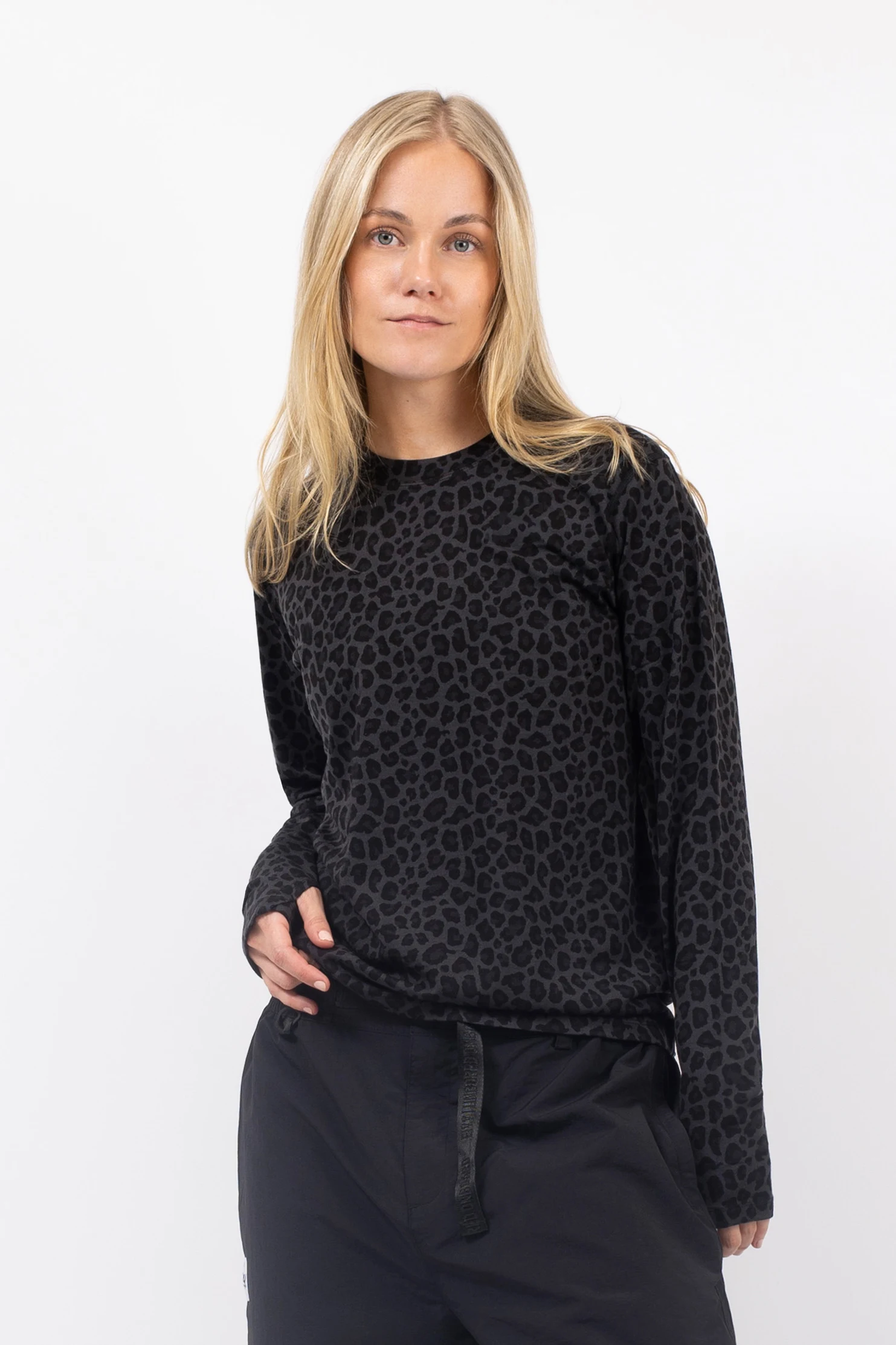 Loose Fit Merino Wool Top - Black Leopard