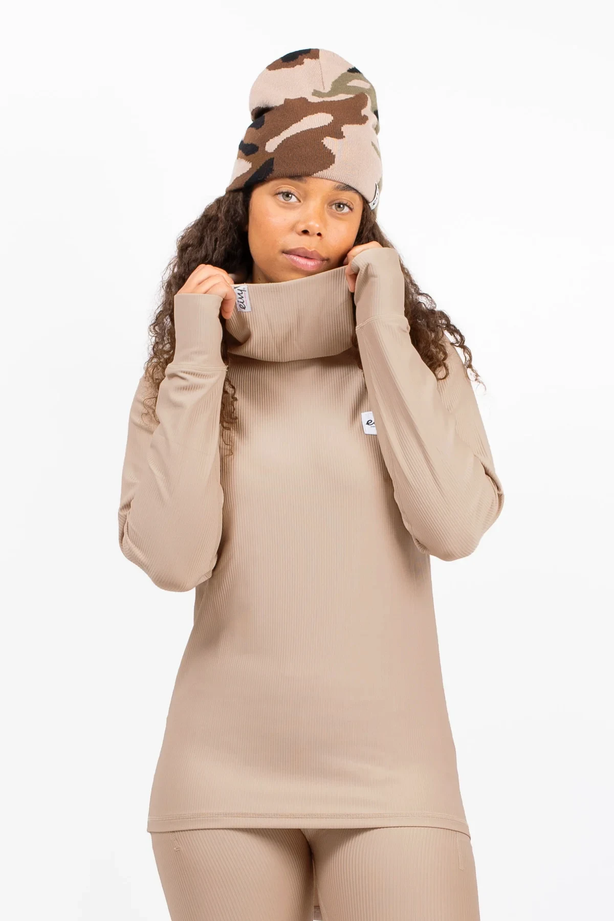 Icecold Gaiter Rib Top - Sand