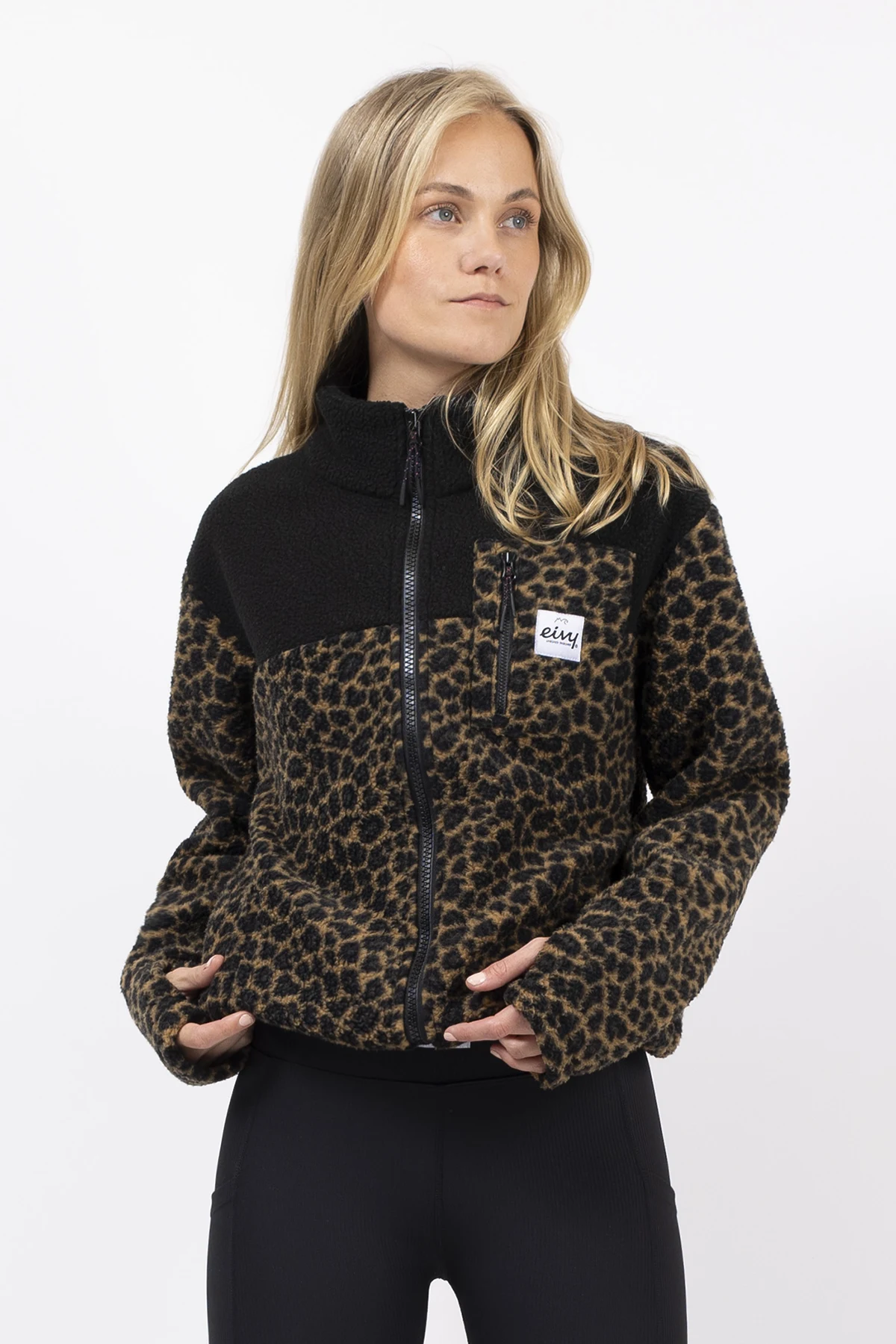 Versa Sherpa Jacket - Leopard