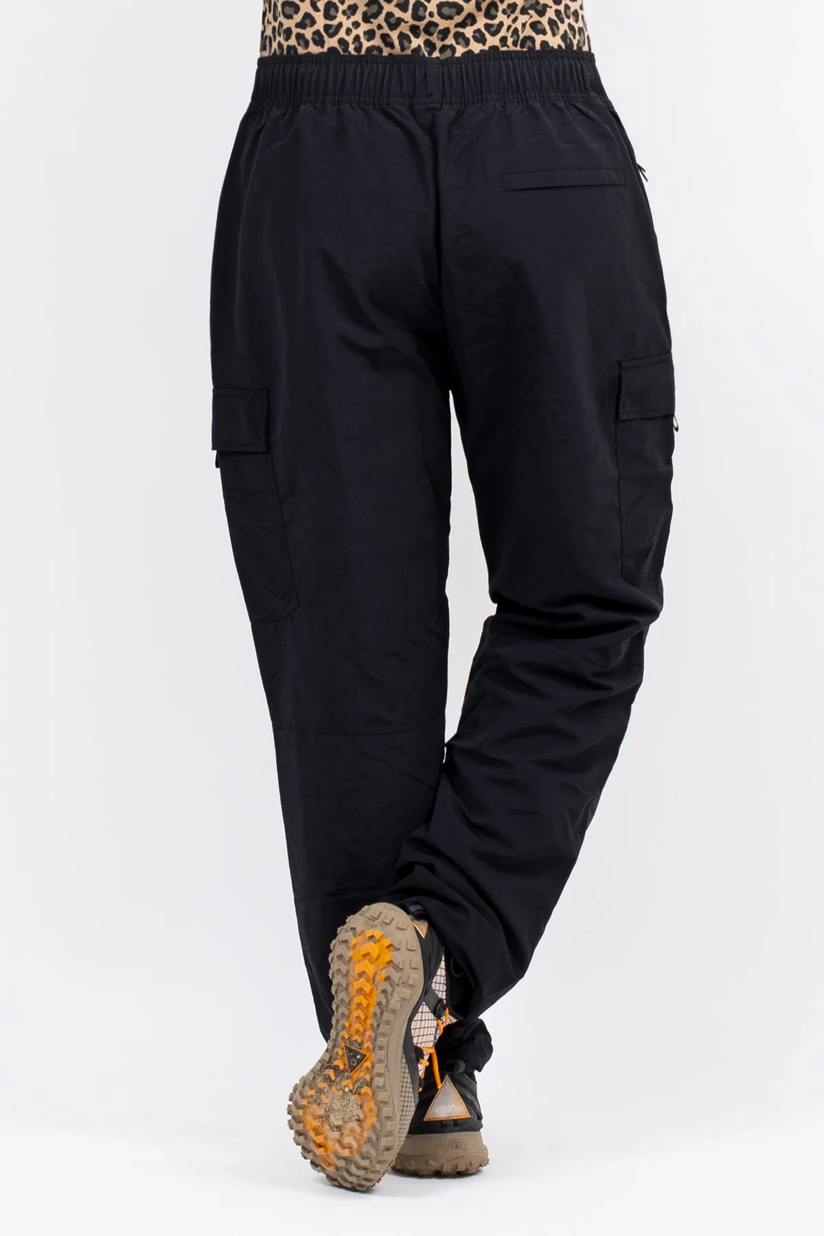 Fitted Outdoor Pants - Black