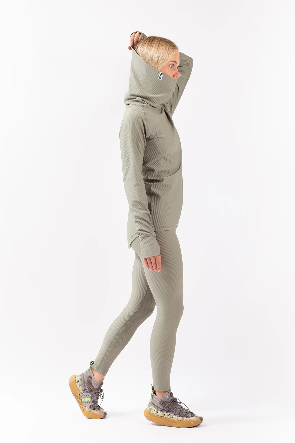 Icecold Gaiter Rib Top - Faded Oak