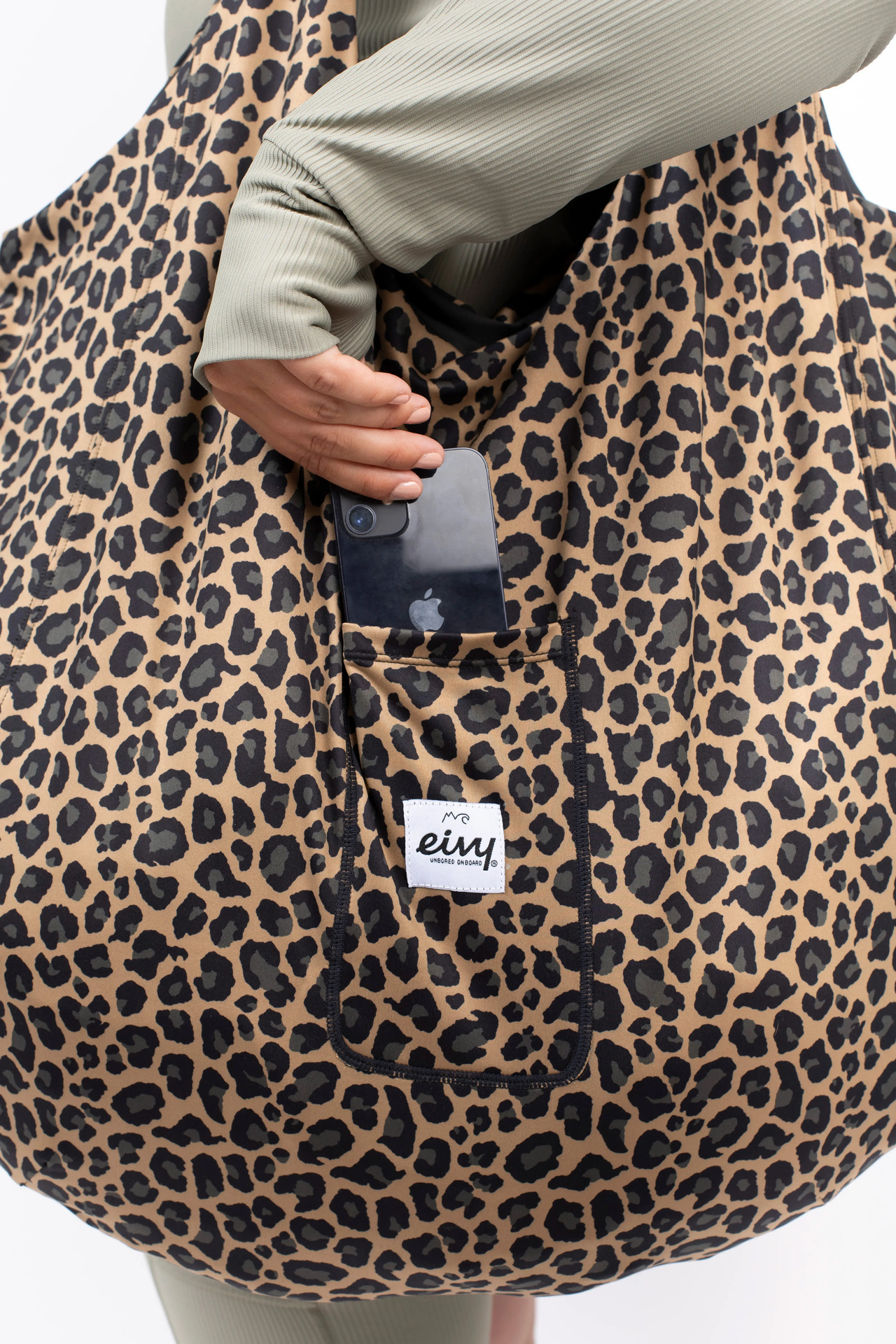 Expandable Carryall Bag - Leopard