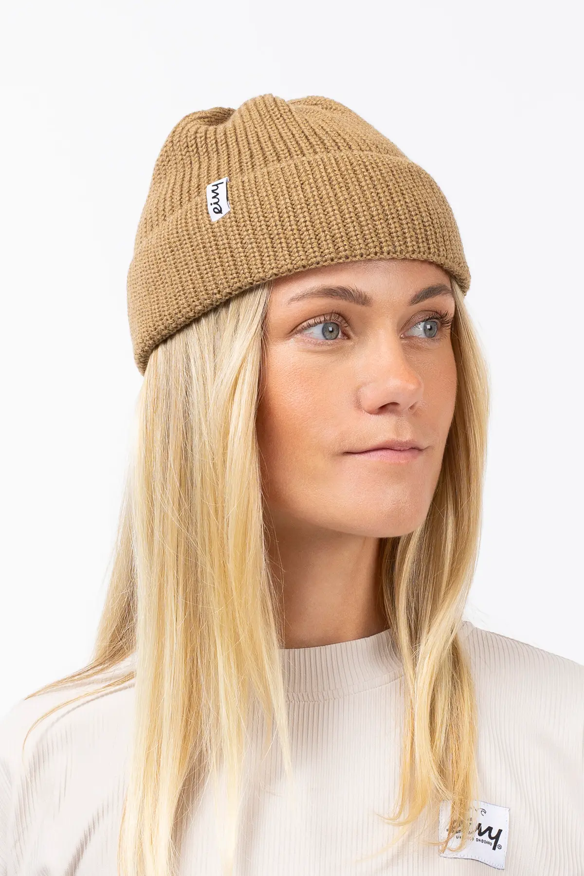 Shorty Knit Beanie - Brown