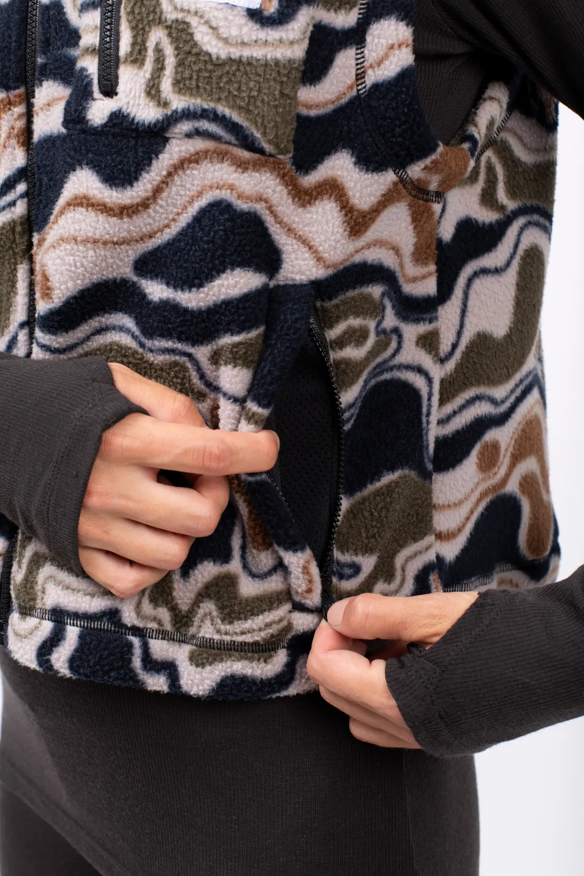 Boxy Sherpa Vest - Curve Camo